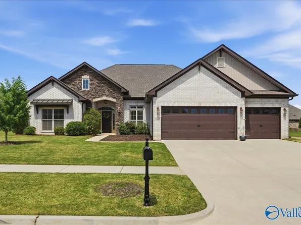 7605 Summerdawn Dr SE, Owens Cross Roads, AL 35763