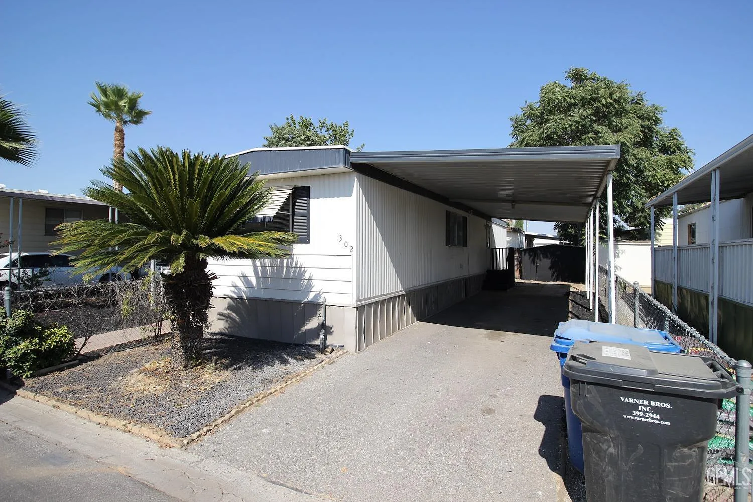 302 Florence Ln photo 1