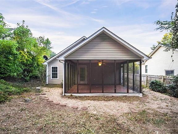 5th image of 218 Parkridge Dr