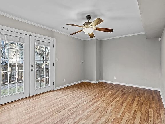 2nd image of 631 Bashford Rd