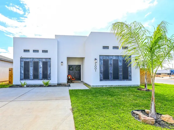 5001 Nispero Ln, Laredo, TX 78046