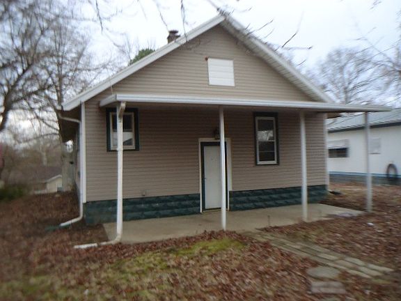 4th image of 2112 McCord St