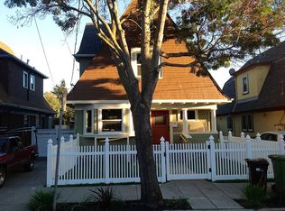 929 60th St, Oakland, CA 94608