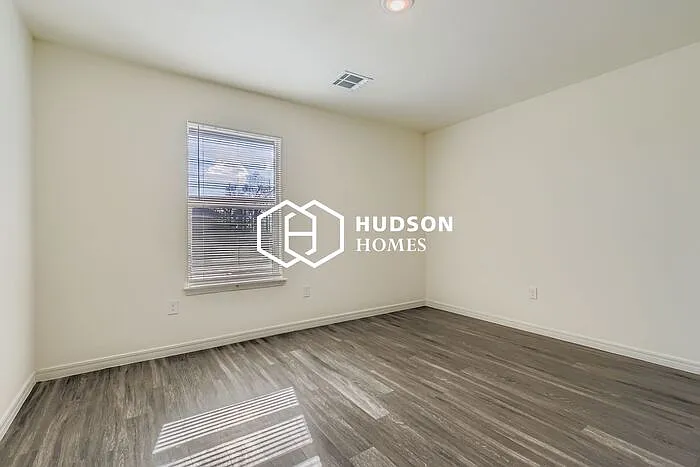 1432 NW 11th Ave #2 — Photo 6