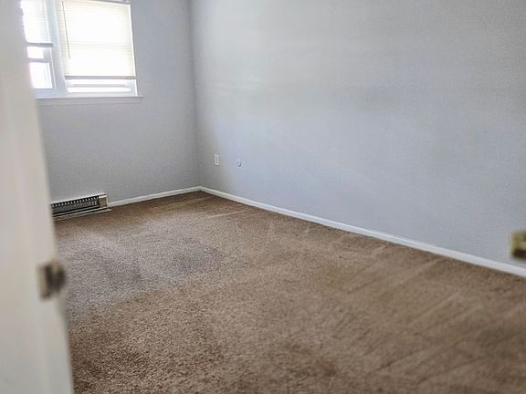 3rd image of 925 N 12th St #945