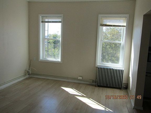 5th image of 510 17th St #3FF