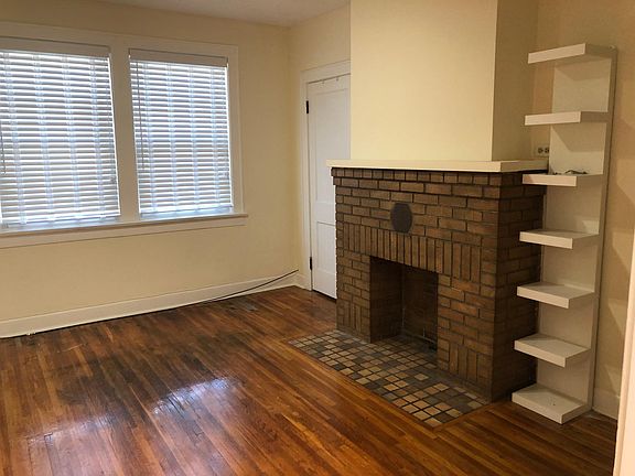 4th image of 233 E Livingston Ave #1