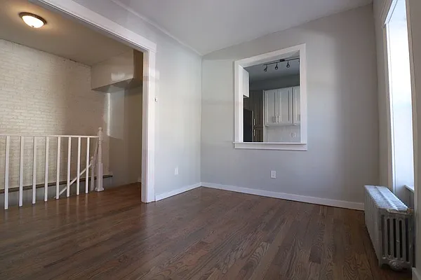 Rented by Nooklyn NYC LLC | media 53