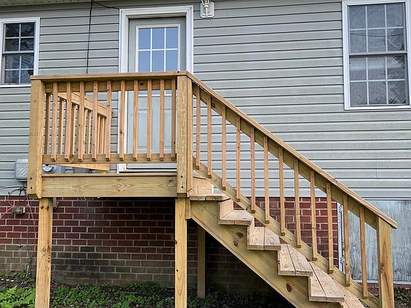 3rd image of 2112 Hazelwood Ave