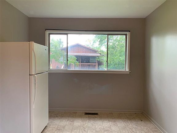 4th image of 1022 W Pettigrew St