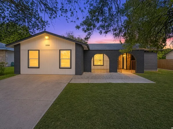 1058 BRIDLE FRST, San Antonio, TX 78245