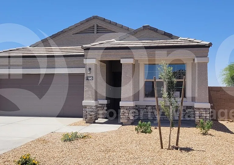 1645 N Westfall Trl — Photo 2