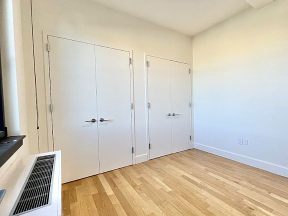 2nd image of 384 Keap St APT 10