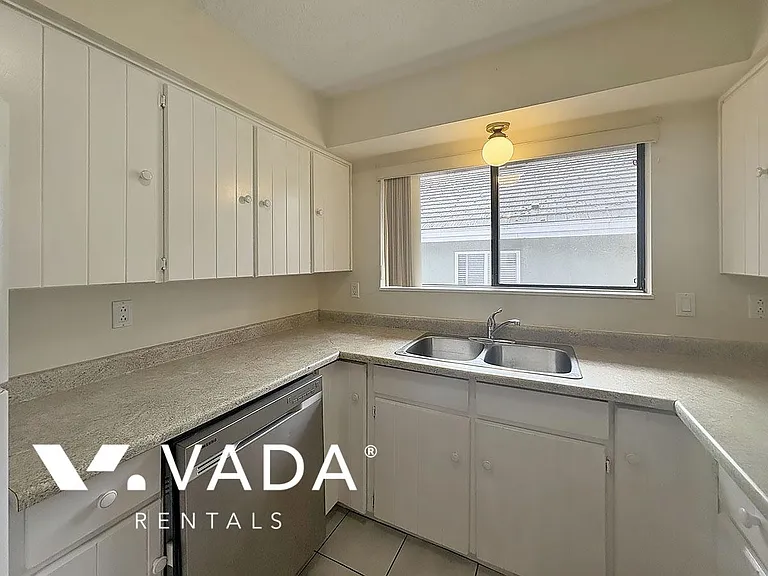 521 A Ebert Ave — Photo 5