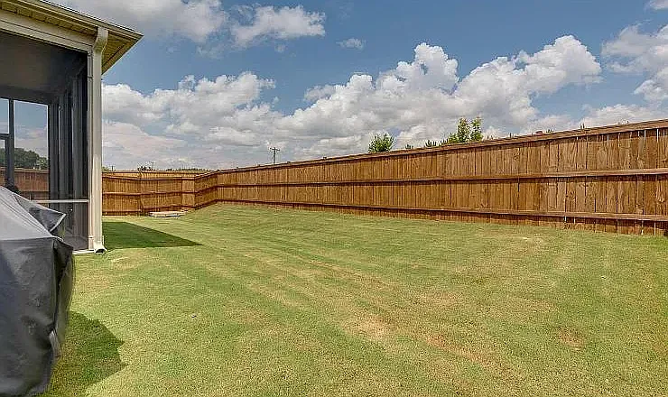 607 Torridon Ln — Photo 32