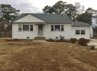 809 Romney Ln, Virginia Beach, VA 23455