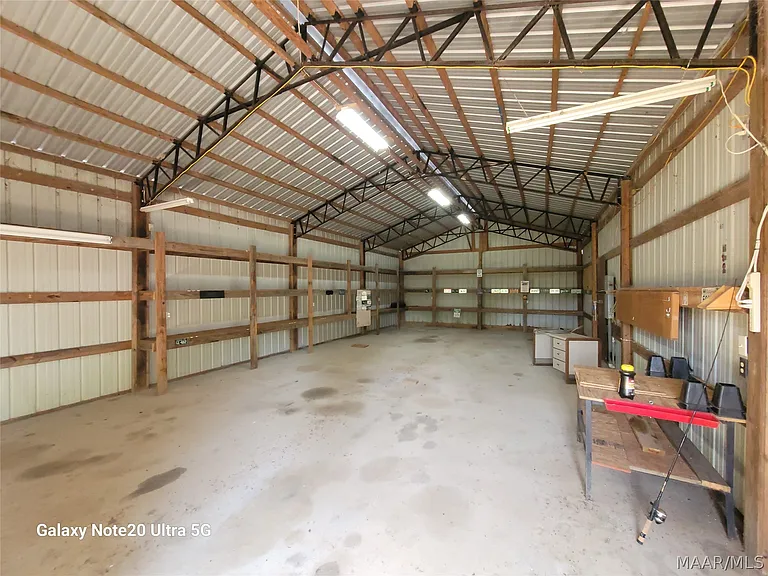77 Groves Ln — Photo 7