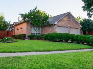 2202 Jasmine Ln, Garland, TX 75044