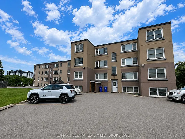 143 Westchester Cres #8 — Photo 9