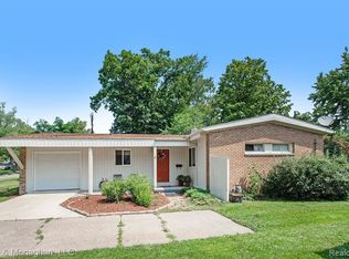 2709 Morton Ave, Saint Joseph, MI 49085