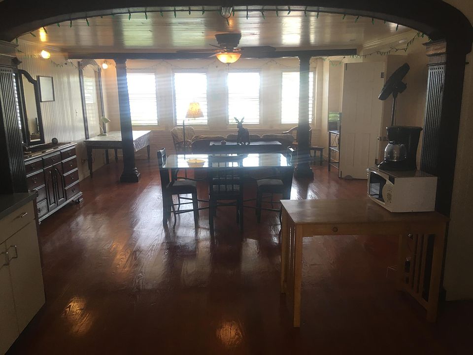 1st image of 1 Hill St APT 1