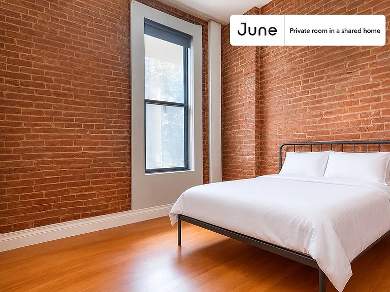 401 E 57th St #D — Photo 1