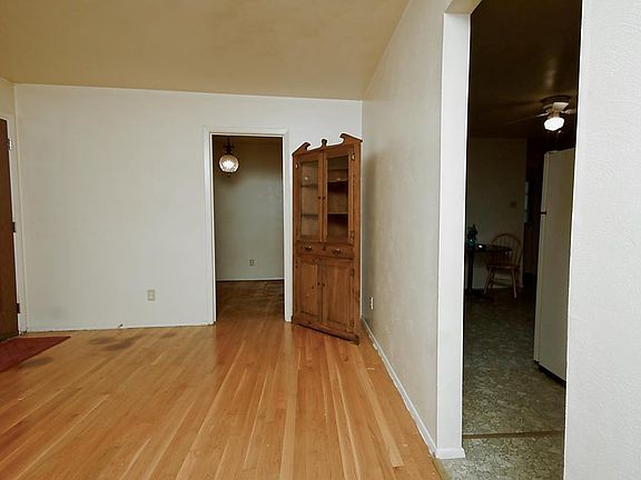 3rd image of 1560 Keelen Dr