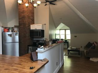 209 E Broadway St APT 9, Winona, MN 55987
