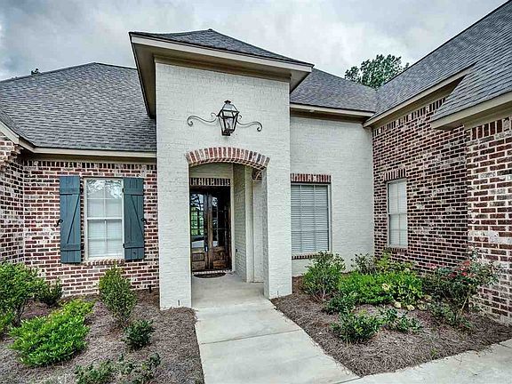 4th image of 105 Grace Ct