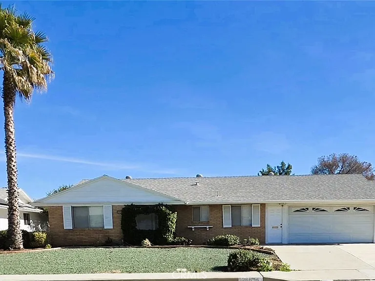 28894 Portsmouth Dr — Photo 1