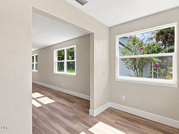 5th image of 256 Laws Ln