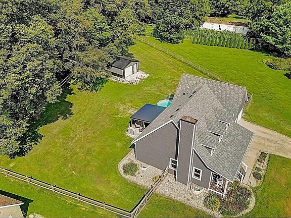 4th image of 3444 Hillside Ct