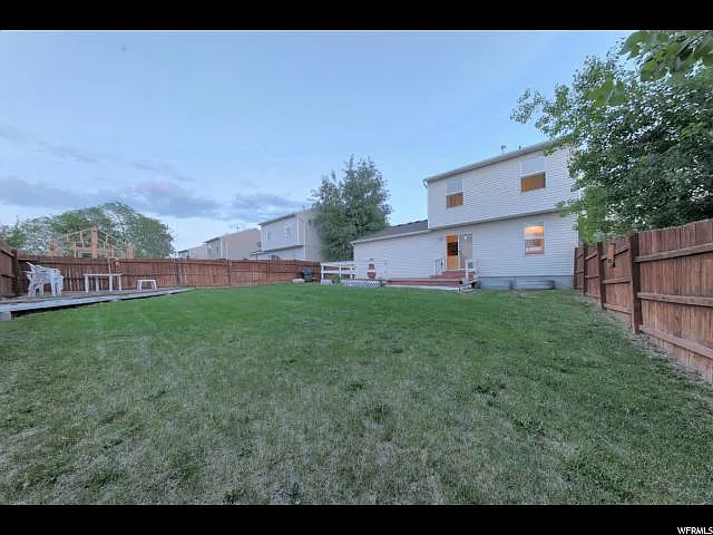 386 W 500 N — Photo 22
