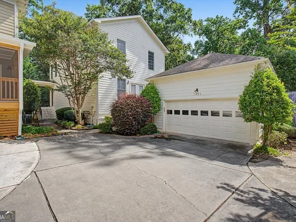 1450 Sylvan Cir NE, Brookhaven, GA 30319