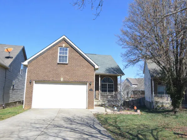 3373 Royal Troon Rd, Lexington, KY 40509