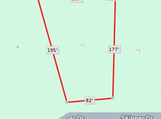 11 Skinner Dr, Putnam, IL 61560