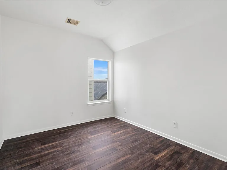 13223 Southpoint Ln — Photo 23