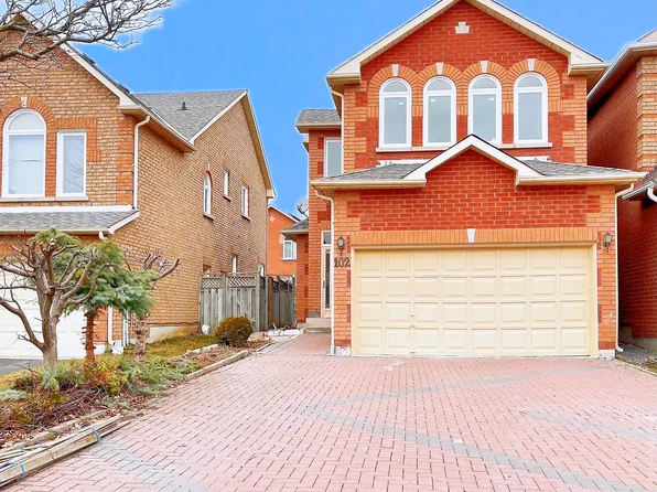 102 Greensboro Dr, Markham, ON L3R 0V8