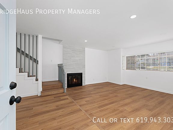 4th image of 4652 Santa Monica Ave