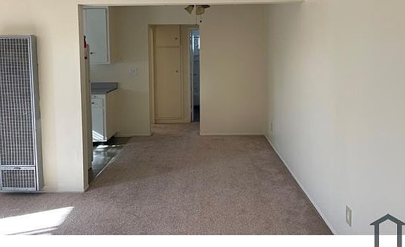 3rd image of 1285 Macarthur Blvd APT 8