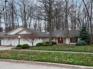 8772 Gatewood Dr, North Ridgeville, OH 44039