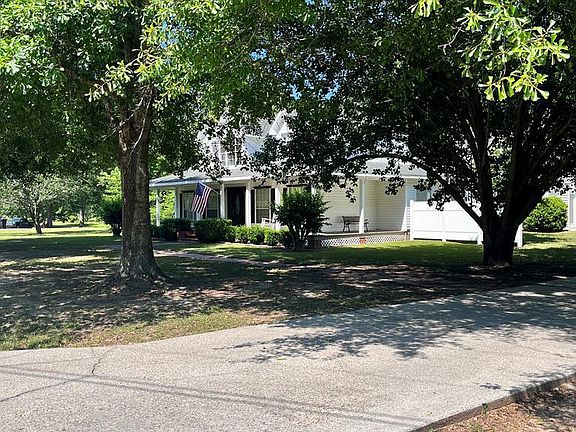2nd image of 29 Heatherland Dr