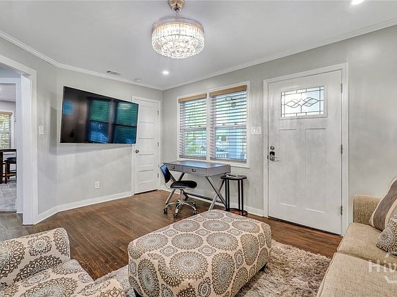 3rd image of 1305 E 32nd Street