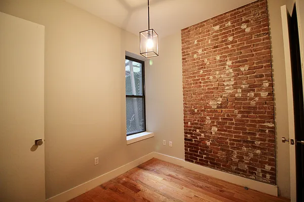 Rented by Hagstrom Management Inc | media 9