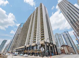 400 E Randolph St APT 2613, Chicago, IL 60601