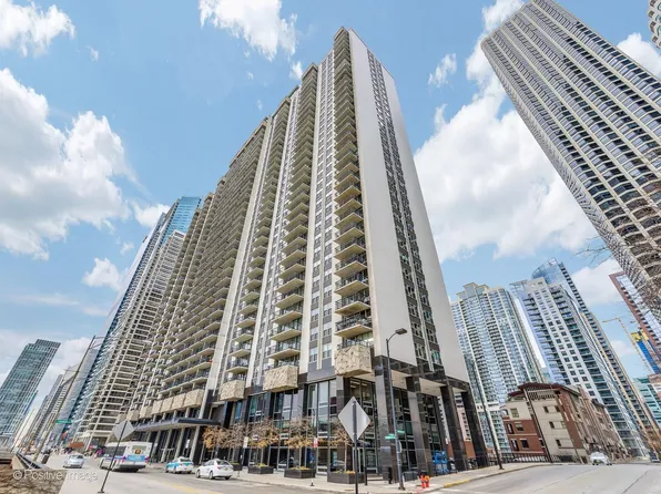 400 E Randolph St APT 2613, Chicago, IL 60601