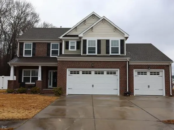 3213 Hector Ln, Chesapeake, VA 23323