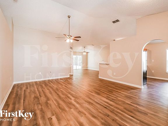 4th image of 8153 Misty Meadows Ct N