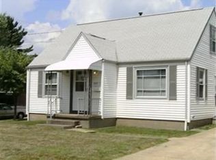 400 Churchill Rd, Girard, OH 44420