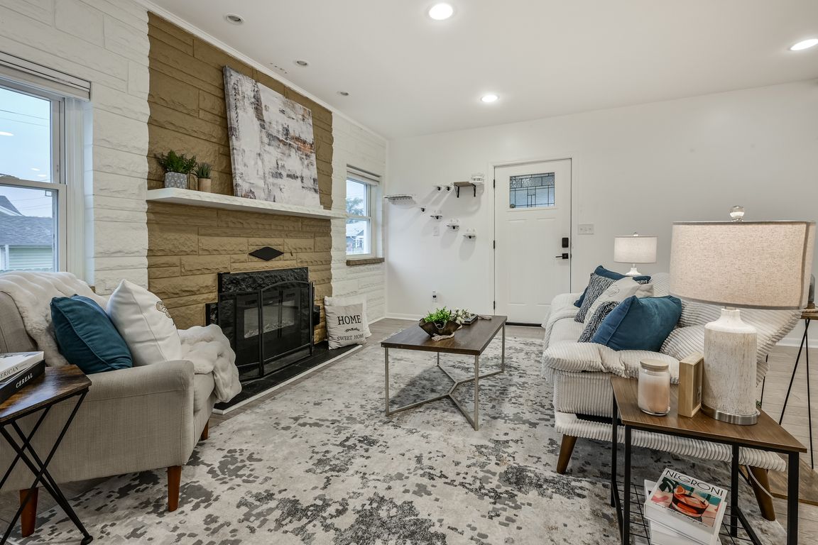 next background image